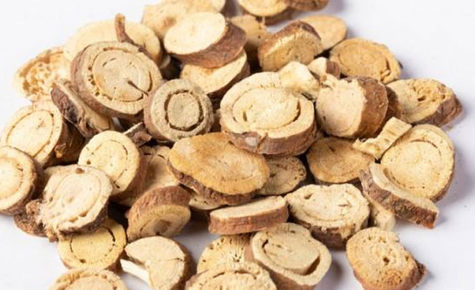 Licorice extract for skin whitening-Glabridin